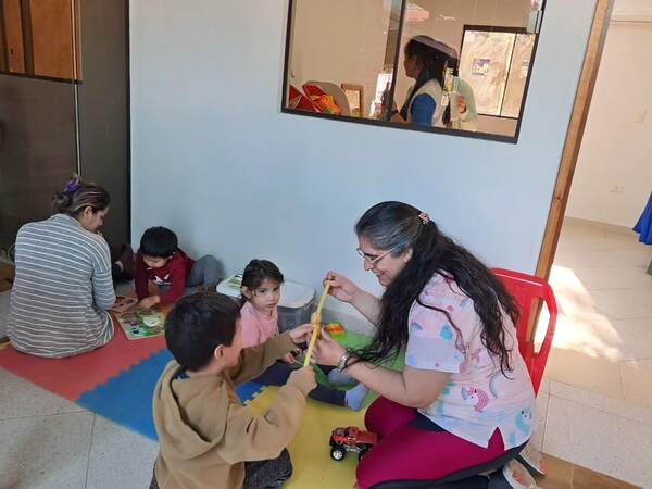 MEC Hace Obligatorio el Plan Educativo para Estudiantes con TEA