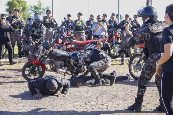 Interior Lanza "Botón Lince" para Auxilio Policial Inmediato