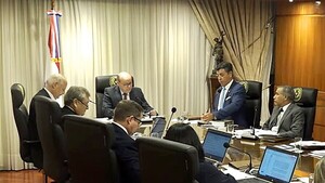 Confirman reunión secreta entre ministros de la Corte, Peña y HC