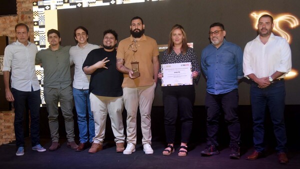 Premio de Gráfica Digital para campaña Los primeros 90 años