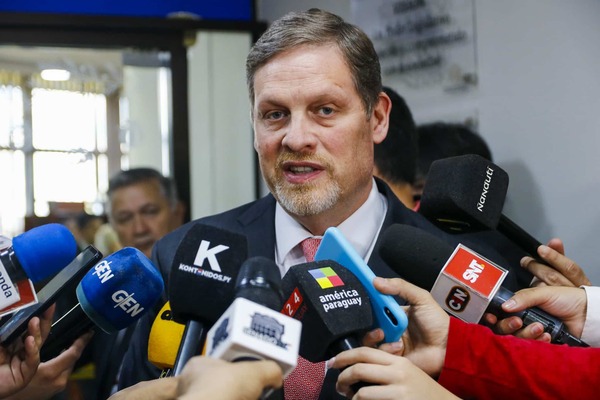 Chase: Liderazgo de Bancada HC No Está en Discusión