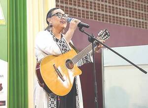 Lizza Bogado celebrará 45 años de trayectoria