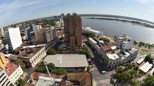 Jueves caluroso con máximas de 35 °C y alta humedad