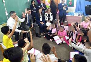 Itaipú: veloz adjudicación en cuestionada licitación de libros por US$ 7,3 millones - Nacionales - ABC Color