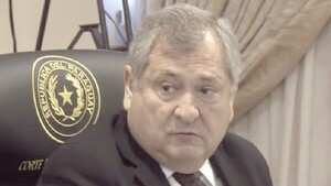 Ministro de la Corte admite reunión secreta con Santi, pero solo con él