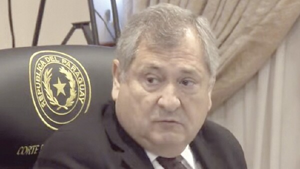 Ministro de la Corte admite reunión secreta con Santi, pero solo con él