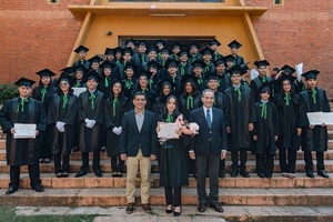 Egresan estudiantes de la Escuela Agrícola Autosostenible Cerrito