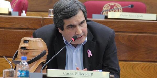 Banco pide aclarar deuda política y defender confianza