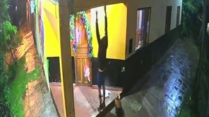 Popular / (VIDEO) ¡Chespis kuéra se roban la Navidad!