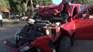 Ebrio ocasiona grave accidente en San Antonio: un fallecido y dos heridos - trece