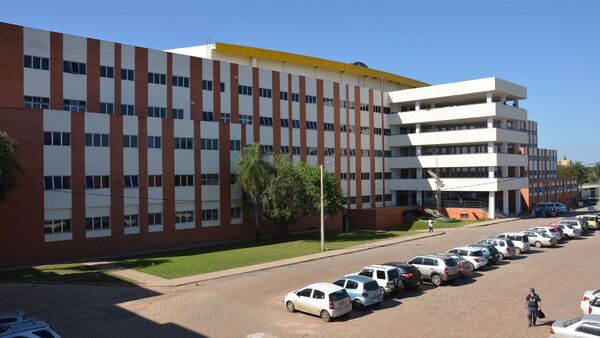 Familiares de paciente pediátrico reciben medicamentos vencidos en Hospital de Clínicas