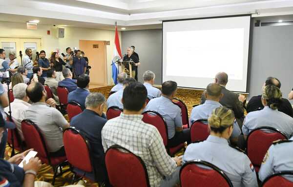 Policía Nacional refuerza seguridad en Alto Paraná con moderno sistema de radiocomunicación - ADN Digital