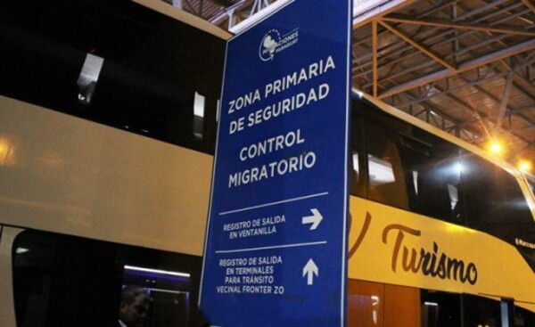 Certificado de vacunación es válido en físico y electrónico