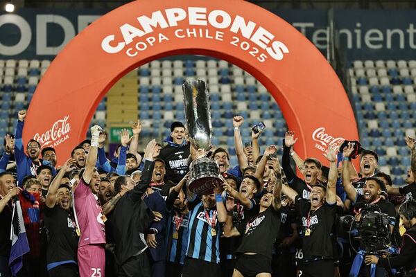 Huachipato del paraguayo Martínez conquista la Copa Chile - Fútbol Internacional - ABC Color