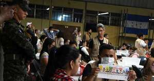 La Nación / Paraguay exige garantizar la institucionalidad democrática y el resultado del 30N