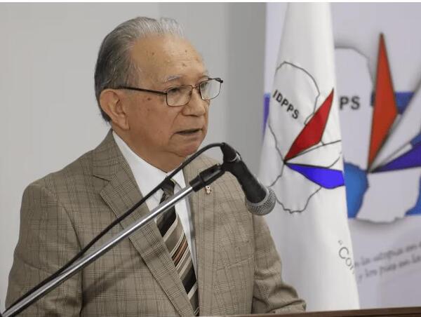 José Altamirano: "La reunión no es irregular, pero hubo una falencia de transparencia"