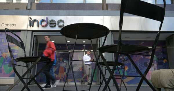 La Nación / Inflación argentina subió levemente por tercer mes consecutivo