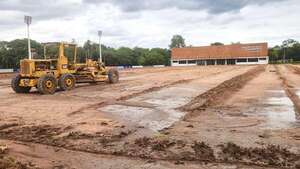 El CARDE de Ypané renueva su cancha principal ajustándolo a la alta exigencia - Selección Paraguaya - ABC Color