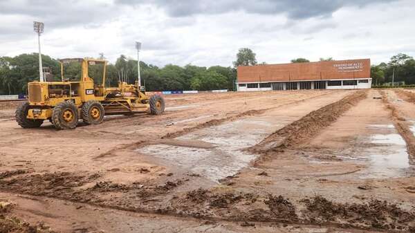 El CARDE de Ypané renueva su cancha principal ajustándolo a la alta exigencia - Selección Paraguaya - ABC Color