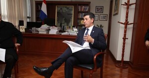 Ríos va por Flacso y destapa presuntas irregularidades de los aliados de Blanca Ovelar