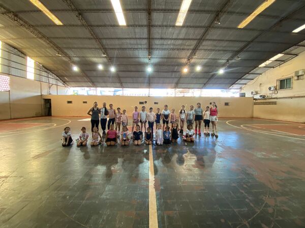 Festival de clausura de APROS invita a bailar y disfrutar de la música