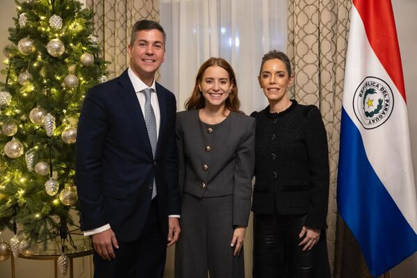 Peña se reunió con la hija de María Corina Machado en Oslo como señal de apoyo