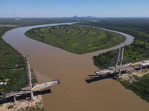 Puente de la Bioceánica alcanza 78% de avance y se acerca a la unión entre Paraguay y Brasil - Economía - ABC Color