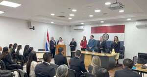 La Nación / Unos 30 nuevos abogados prestaron juramento en Concepción