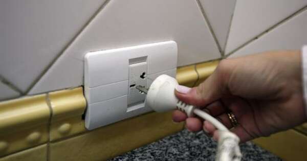 Diario HOY | Recomendaciones de ANDE ante la llegada de tormenta severa