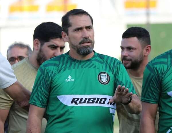 Rubio Ñu presenta oficialmente a Gustavo Morínigo como su nuevo entrenador - Fútbol - ABC Color