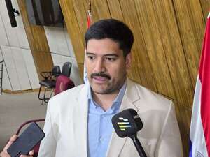 Fondos del IPS: temen por sistema financiero y jubilados a causa de Ueno - Política - ABC Color