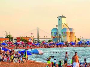 Encarnación Inicia su Temporada de Verano con Show Bailable