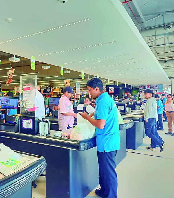 Legalidad del Trabajo de Adolescentes en Supermercados