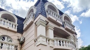 Mansión del hijo de González Daher fue vendida por G. 2.555 millones