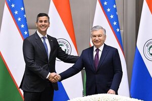 Presidentes de Paraguay y Uzbekistán hablan de integración de Latinoamérica y Asia Central