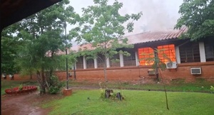 Rayo provoca incendio en colegio técnico de Eusebio Ayala
