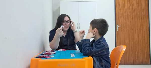 Popular / MEC aprueba plan para escueleros con TEA en instituciones educativas.