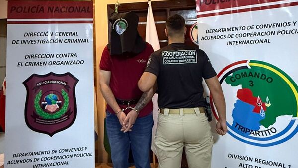 Comentarios traen cola: Expulsan del país a un brasileño y explotan las redes por una insólita razón