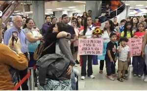 Popular / ¡Emoción!: Oúma hina al terruño los compatriotas que tienen techaga'u ha ya oikóma récord