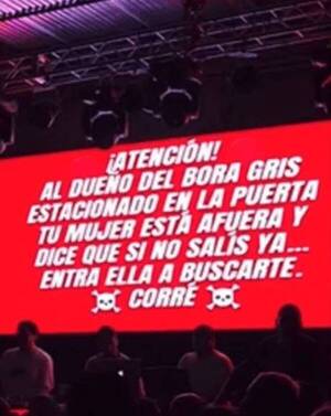 ¡Ndespature! Atendena una poco cómo le dijeron que ¡lo estaban buscando!