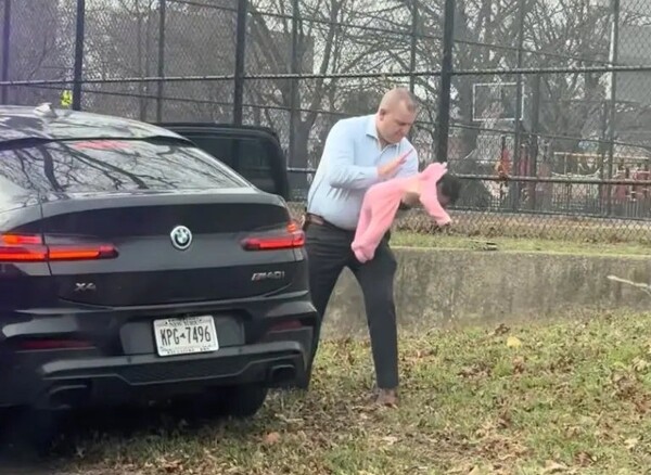 Policía salva la vida de bebé en Bronx