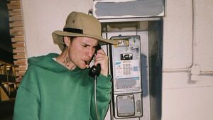 Justin Bieber retornó al lugar donde grabó el videoclip de su primer éxito