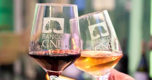 La Nación / Banco GNB cierra el año con conversatorio exclusivo para sus clientes