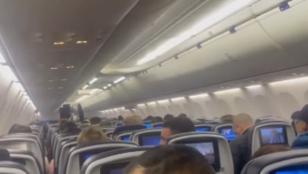 Pasajeros vivieron susto por fuerte turbulencia en vuelo desde Panamá