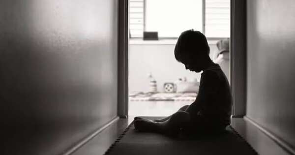 La Nación / Un niño de 6 años, una disputa judicial y una madre destruida: “No sé nada de mi hijo”