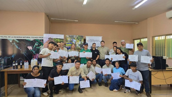 Certifican a 27 egresados en formación ambiental y técnica en la Reserva Yguazú - ADN Digital