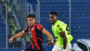 Es panameño, le anotó a Cerro y Olimpia lo traería