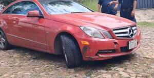 [VIDEO] Familia del joven atropellado, encontró el auto del supuesto culpable