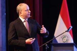 Titular del MEF de nuevo se tira contra MOPC y su “pésima gestión” - Economía - ABC Color