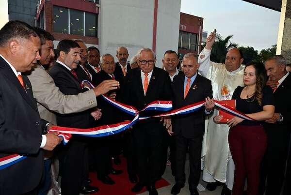 Cooperativa 8 de Marzo inaugura  Salón Diamante - Empresariales - ABC Color